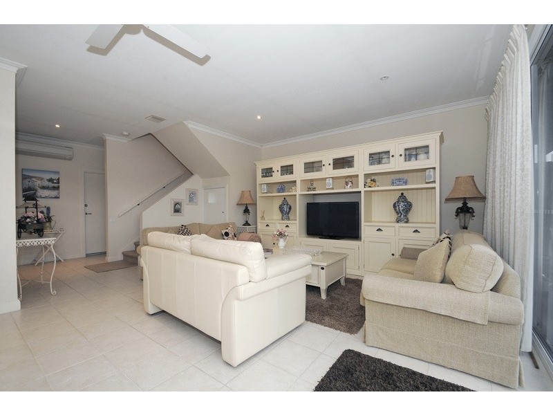 65 Scarborough Drive, Patterson Lakes VIC 3197