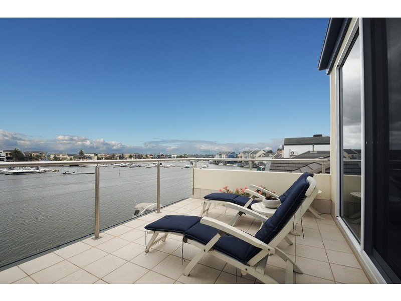 65 Scarborough Drive, Patterson Lakes VIC 3197