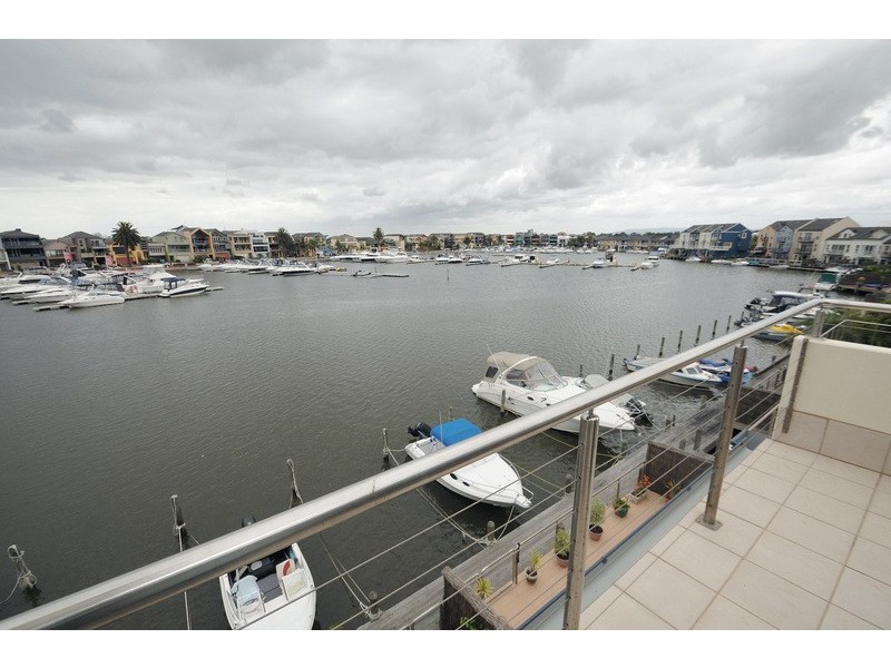 65 Scarborough Drive, Patterson Lakes VIC 3197