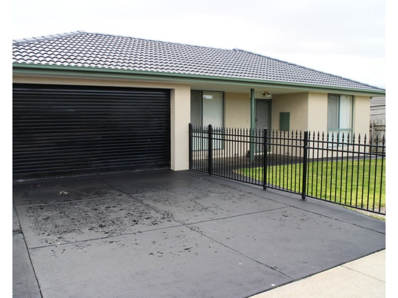 35 Chapman Street, Carrum Downs VIC 3201