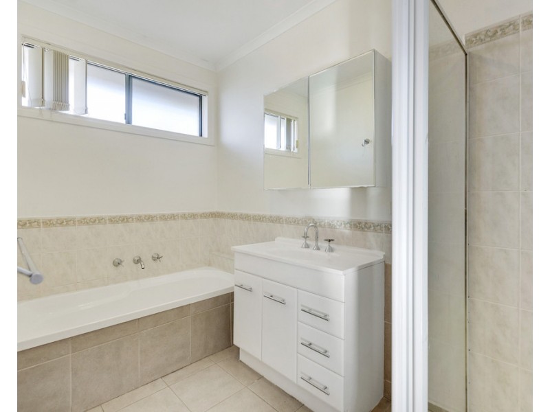 35 Chapman Street, Carrum Downs VIC 3201