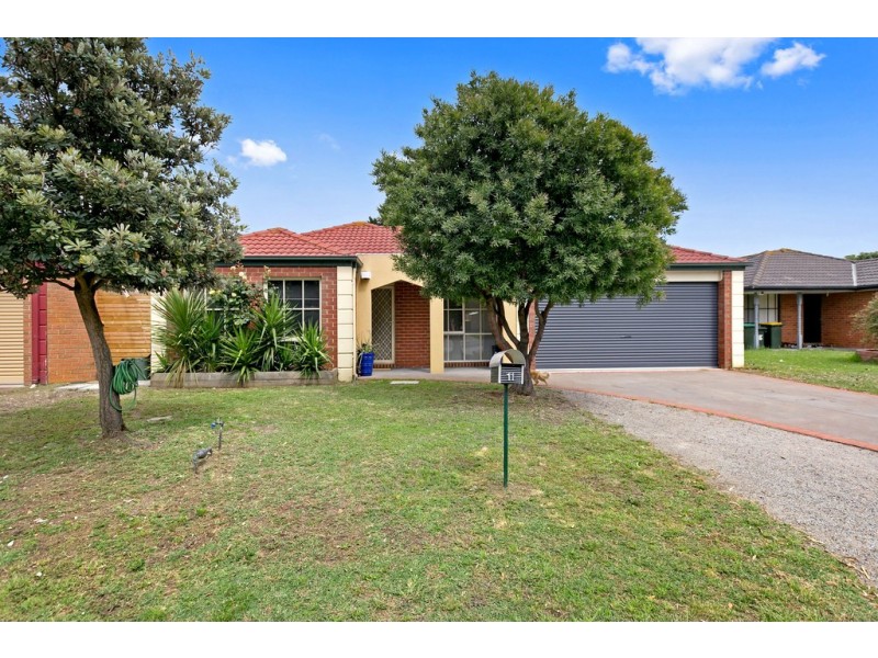 11 Lansell Court, Carrum Downs VIC 3201