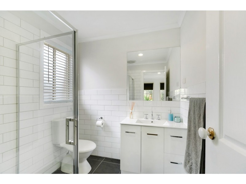 11 Lansell Court, Carrum Downs VIC 3201