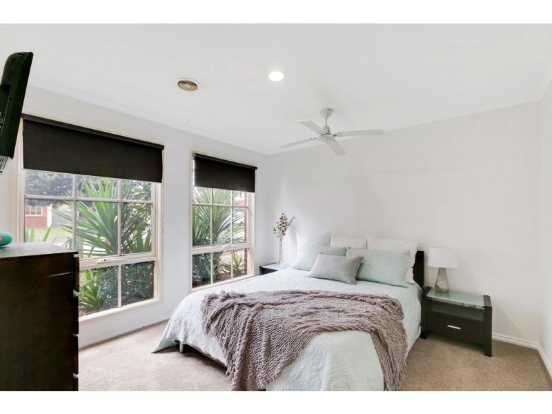 11 Lansell Court, Carrum Downs VIC 3201