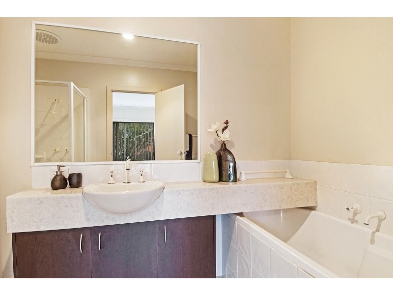 2/126 Cadles Road, Carrum Downs VIC 3201
