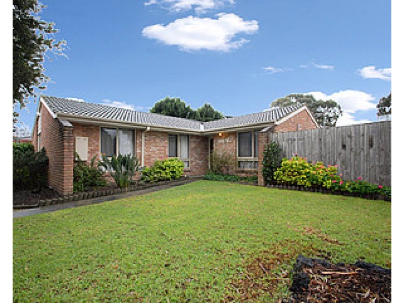 32 Quarrion Drive, Carrum Downs VIC 3201