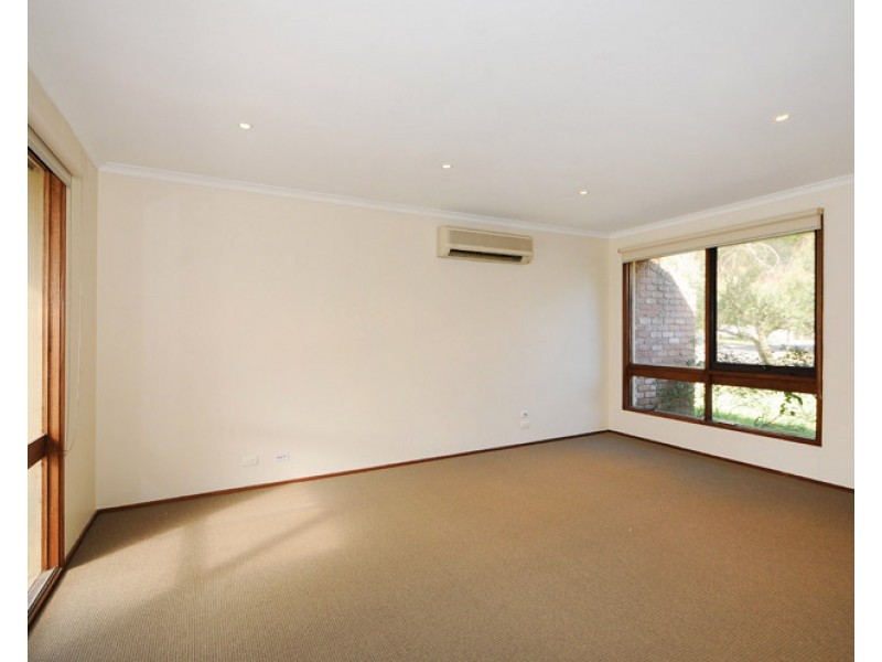 32 Quarrion Drive, Carrum Downs VIC 3201