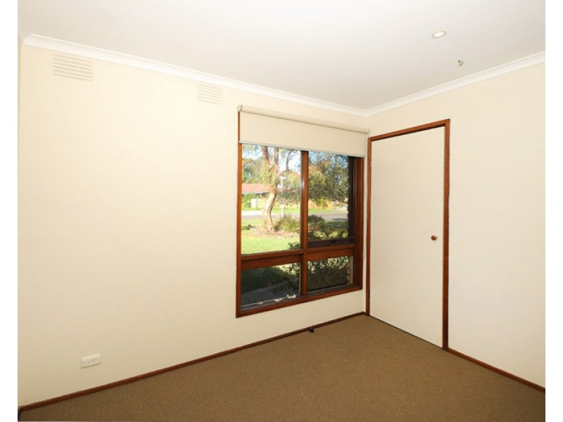 32 Quarrion Drive, Carrum Downs VIC 3201