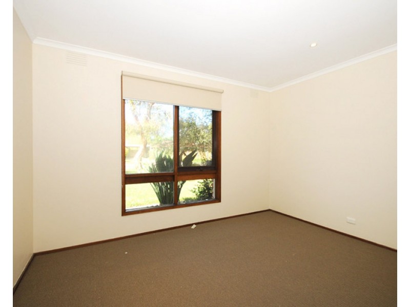 32 Quarrion Drive, Carrum Downs VIC 3201