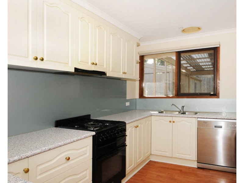 32 Quarrion Drive, Carrum Downs VIC 3201