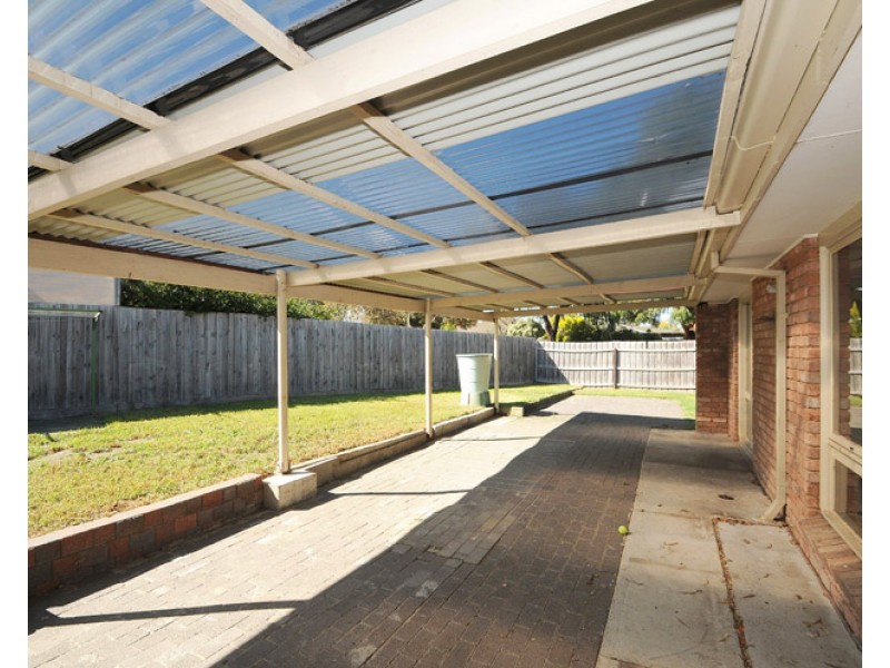 32 Quarrion Drive, Carrum Downs VIC 3201