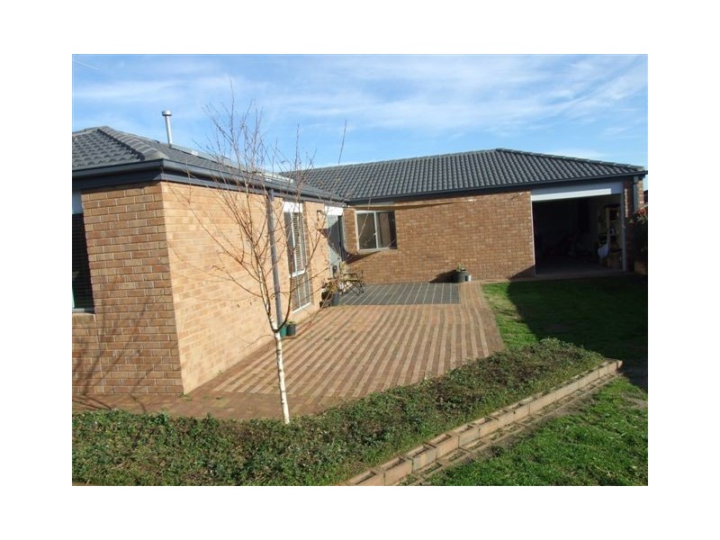 3 Triumph Way, Skye VIC 3977