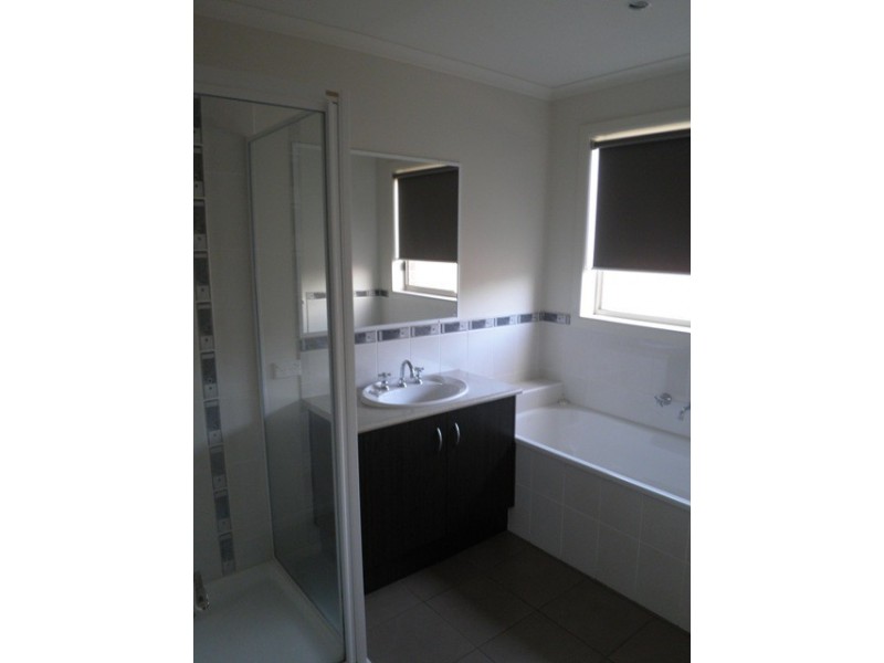 29 Clifton Grove, Carrum Downs VIC 3201