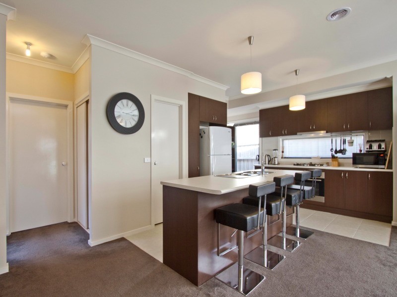 2/36 McComb Boulevard, Frankston South VIC 3199