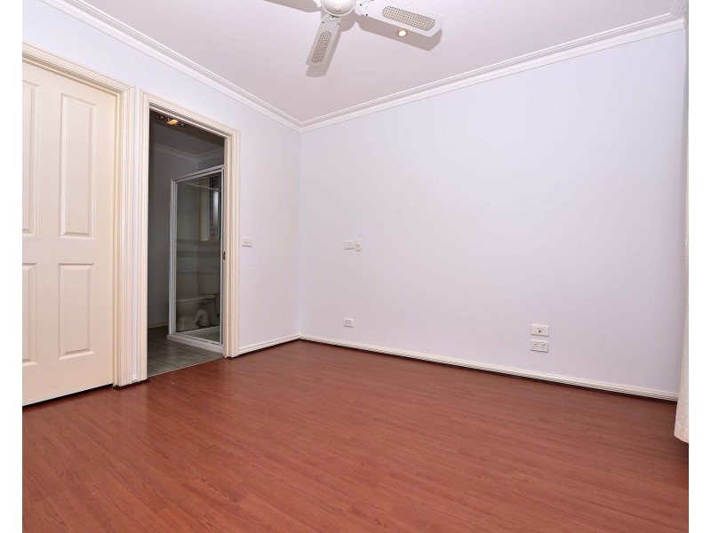 98 Rangeview Drive, Skye VIC 3977