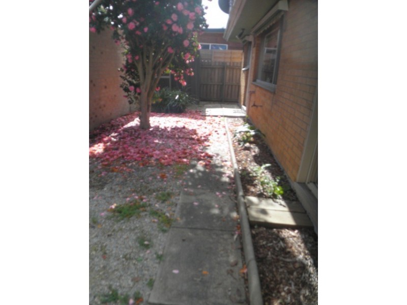 1/17 Ti-Tree Crescent, Seaford VIC 3198
