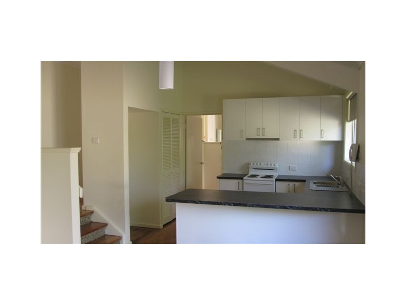 4 Gregory Ave, Frankston South VIC 3199