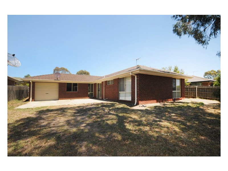 72 Orama Avenue, Carrum Downs VIC 3201