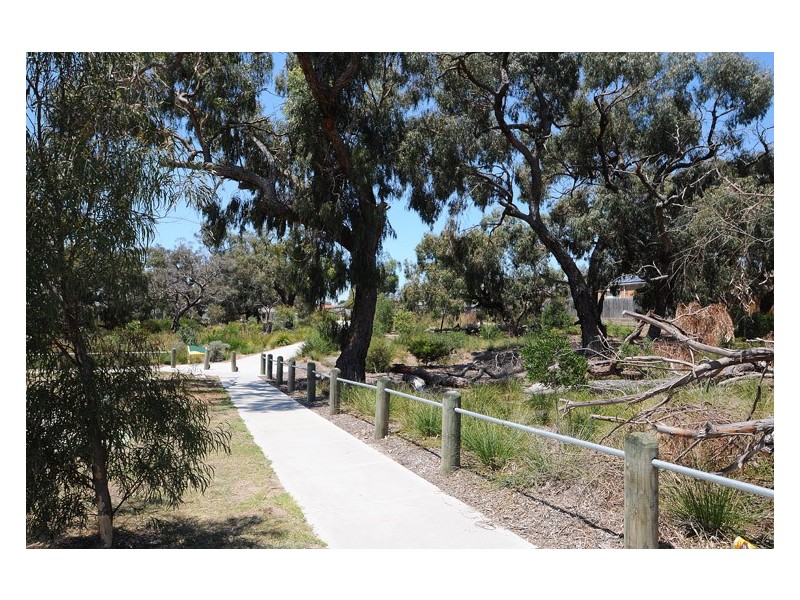 72 Orama Avenue, Carrum Downs VIC 3201