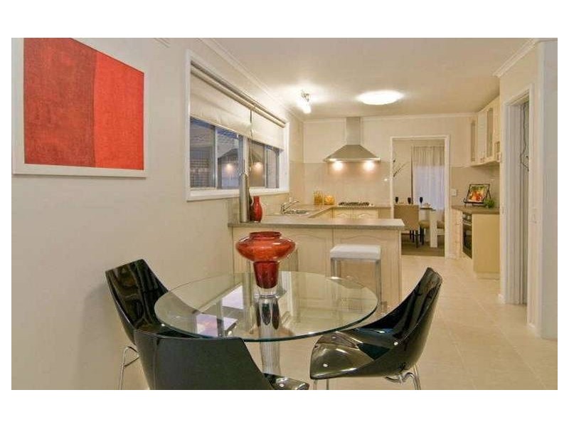 9 Almora Close, Frankston VIC 3199