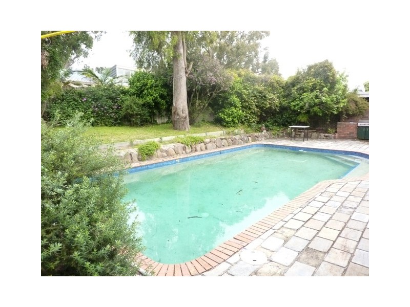 2 Burramine Court, Frankston South VIC 3199