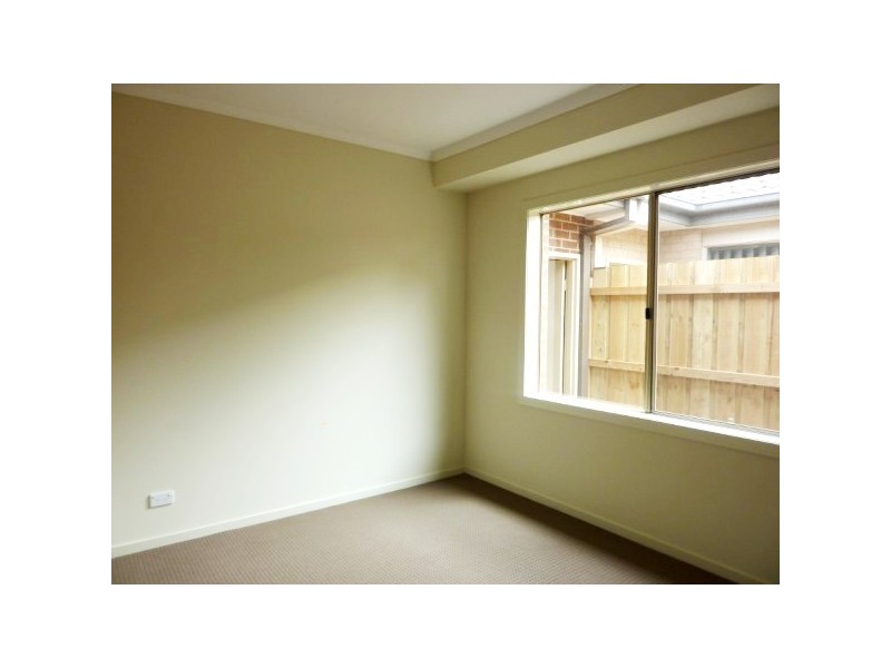 28/105 McMahons Road, Frankston VIC 3199