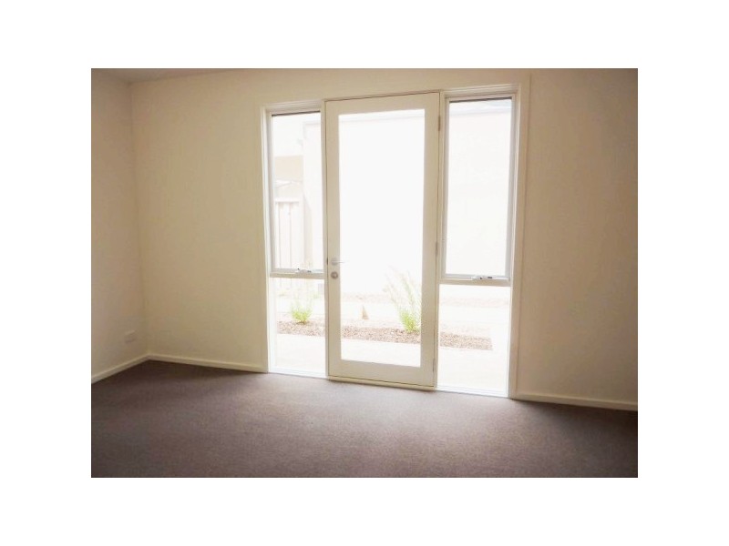 9 Viewmount Place, Sandhurst VIC 3977