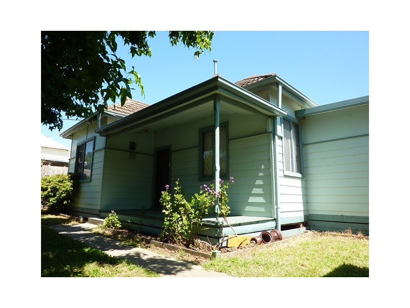 24 Birdwood Street, Frankston VIC 3199