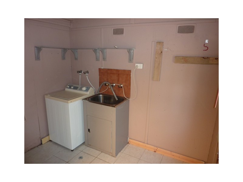 24 Birdwood Street, Frankston VIC 3199