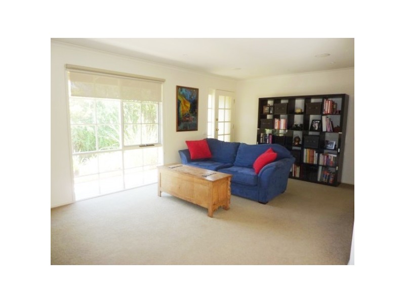 2 Lautrec Street, Frankston VIC 3199