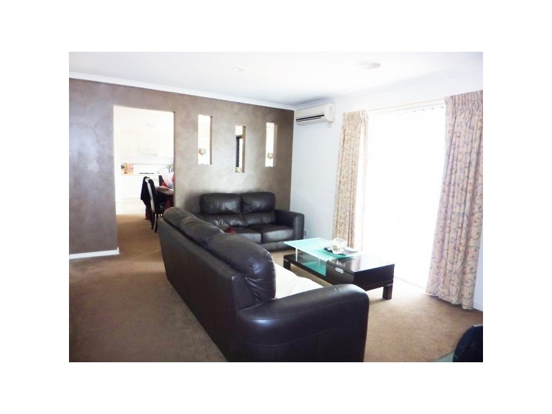 16 Mina Court, Carrum Downs VIC 3201