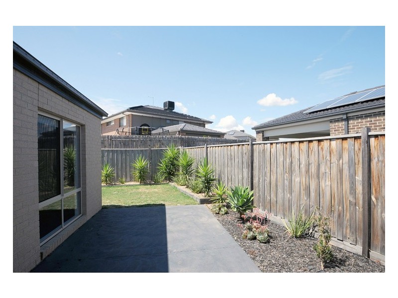 7 Tarcoola Way, Sandhurst VIC 3977