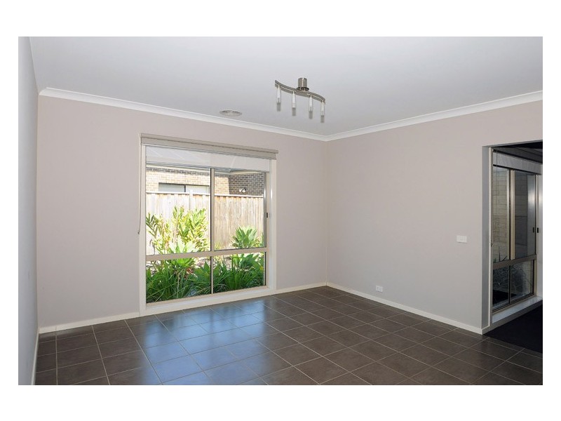 7 Tarcoola Way, Sandhurst VIC 3977