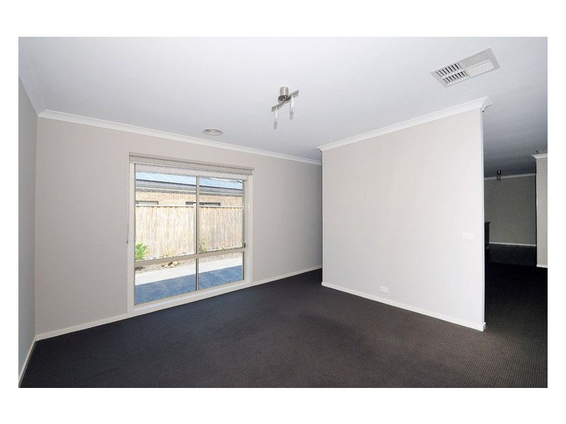 7 Tarcoola Way, Sandhurst VIC 3977