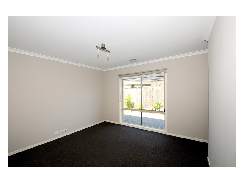 7 Tarcoola Way, Sandhurst VIC 3977