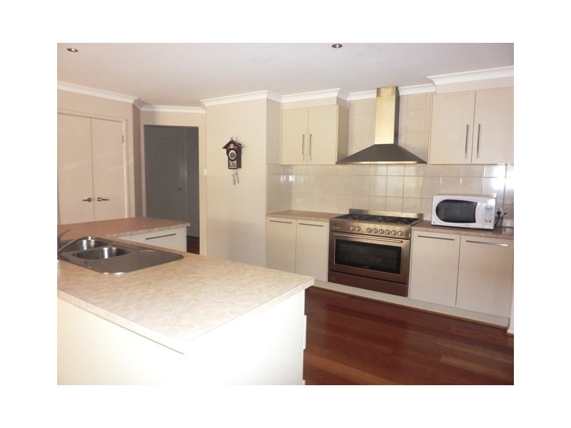 54 Brumbys Road, Carrum Downs VIC 3201