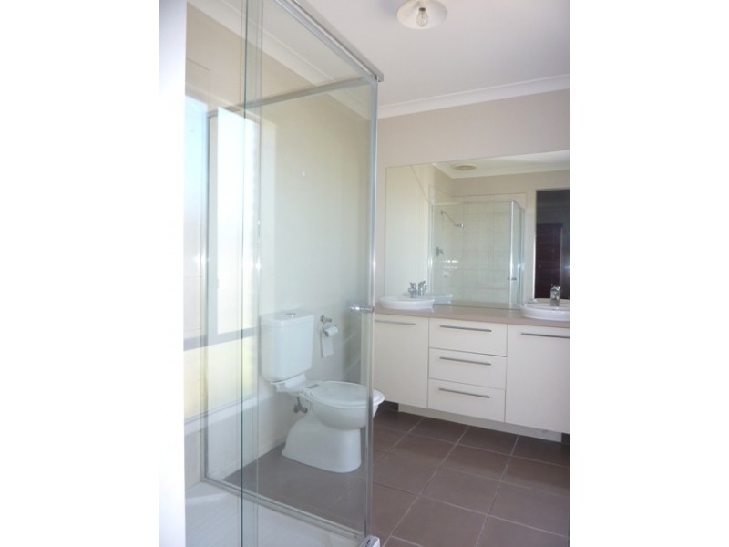 54 Brumbys Road, Carrum Downs VIC 3201