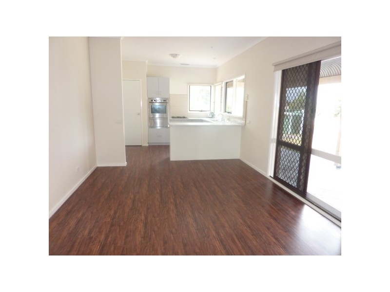 17 Rodney Court, Skye VIC 3977