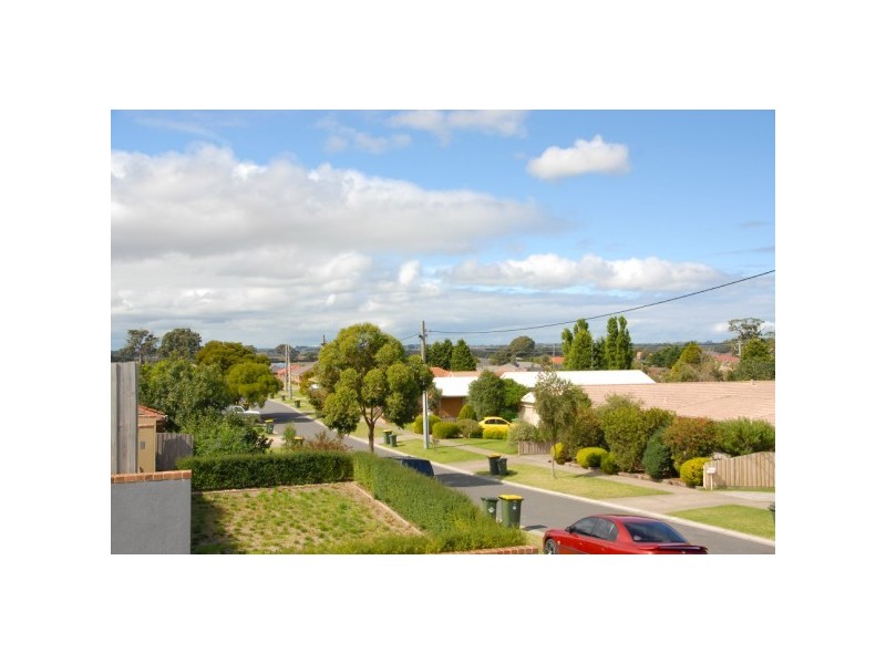 17 Rodney Court, Skye VIC 3977