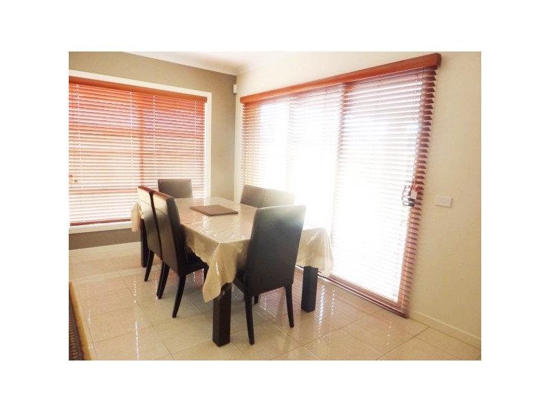 44 Emerald Rise, Skye VIC 3977