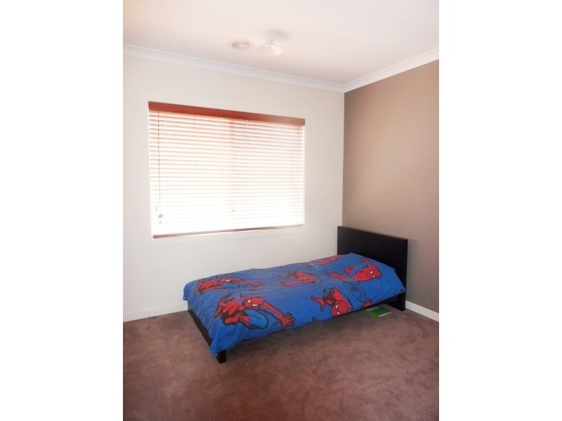 44 Emerald Rise, Skye VIC 3977