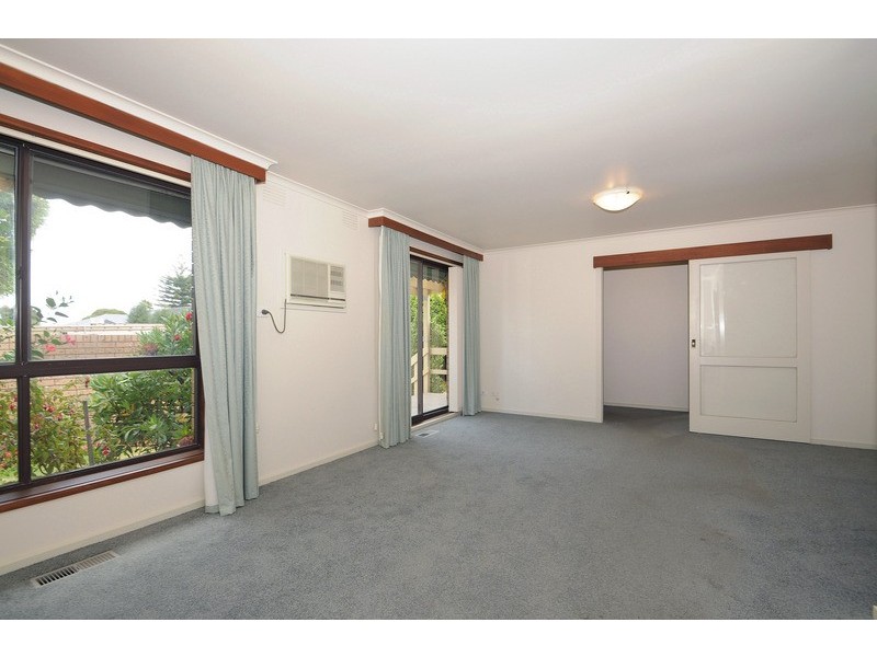 3/69 Beach Street, Frankston VIC 3199