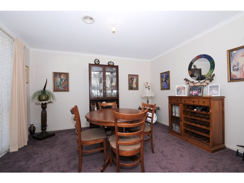 16/2 Edward Street, Langwarrin VIC 3910