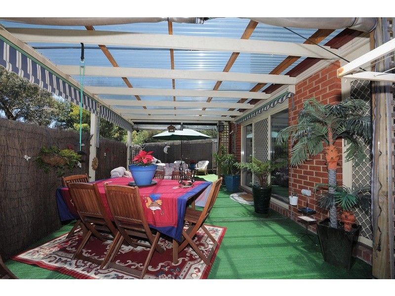 16/2 Edward Street, Langwarrin VIC 3910