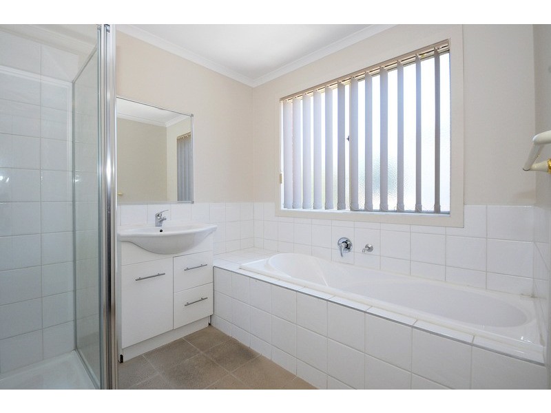 16/2 Edward Street, Langwarrin VIC 3910