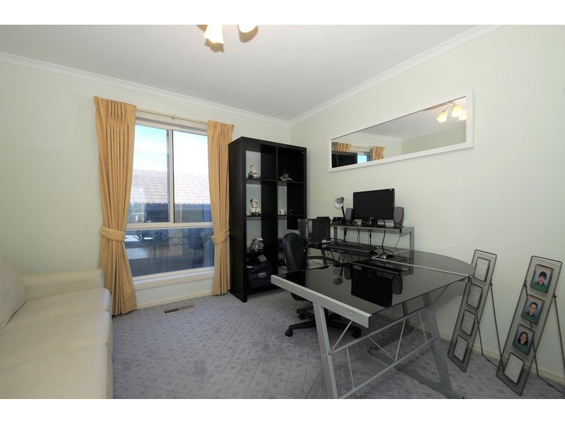 2 Overall Drive, Skye VIC 3977