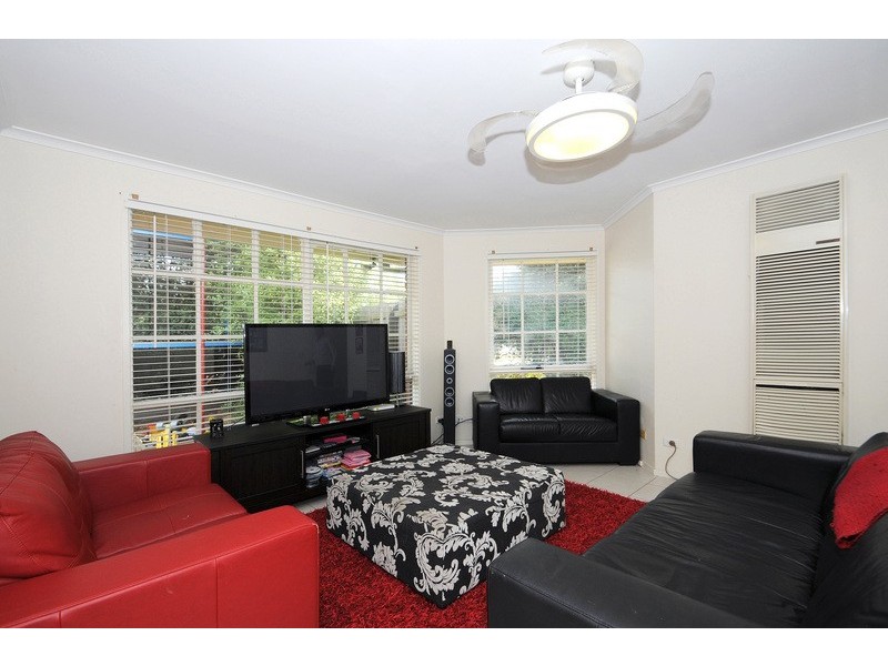 2 Dion Drive, Carrum Downs VIC 3201