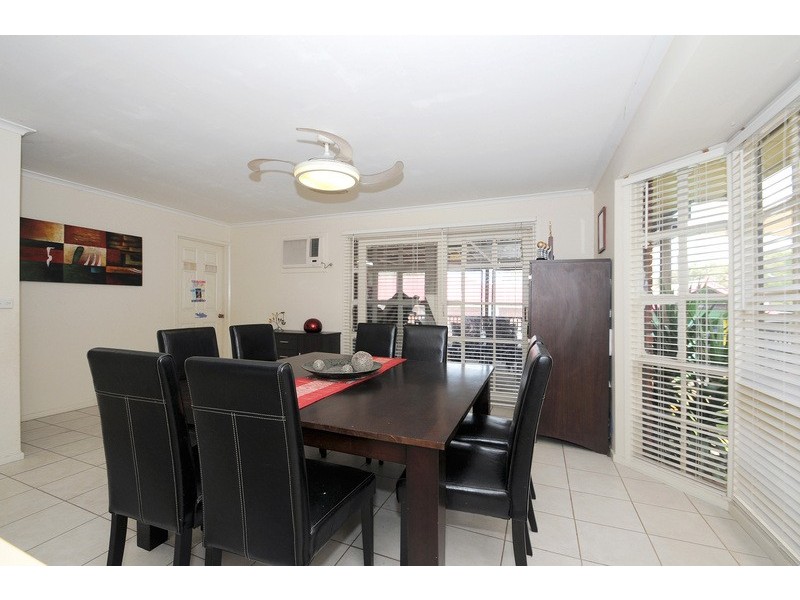 2 Dion Drive, Carrum Downs VIC 3201
