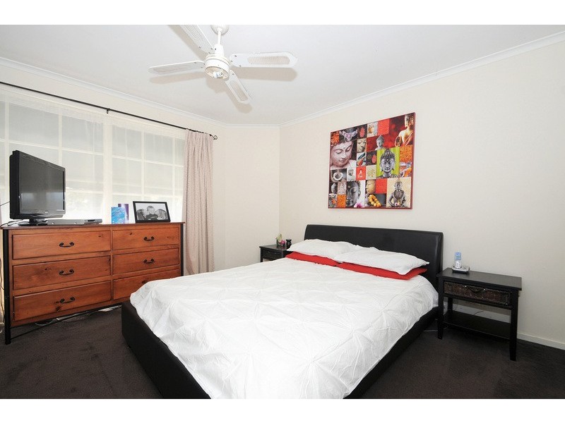 2 Dion Drive, Carrum Downs VIC 3201