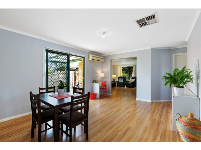 6 Chapman Street, Carrum Downs VIC 3201